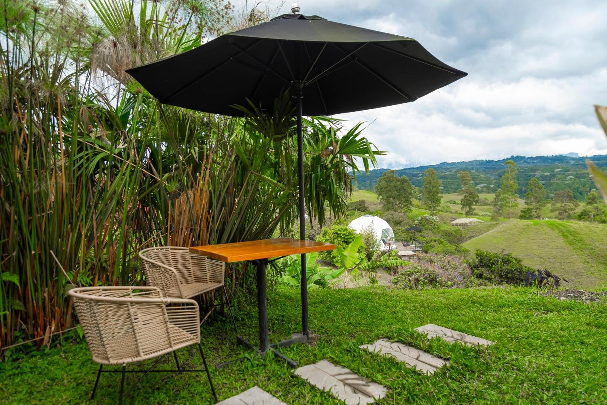 Ecohotel Monte Tierra Habitaciones Y Glamping Filandia Exteriör bild